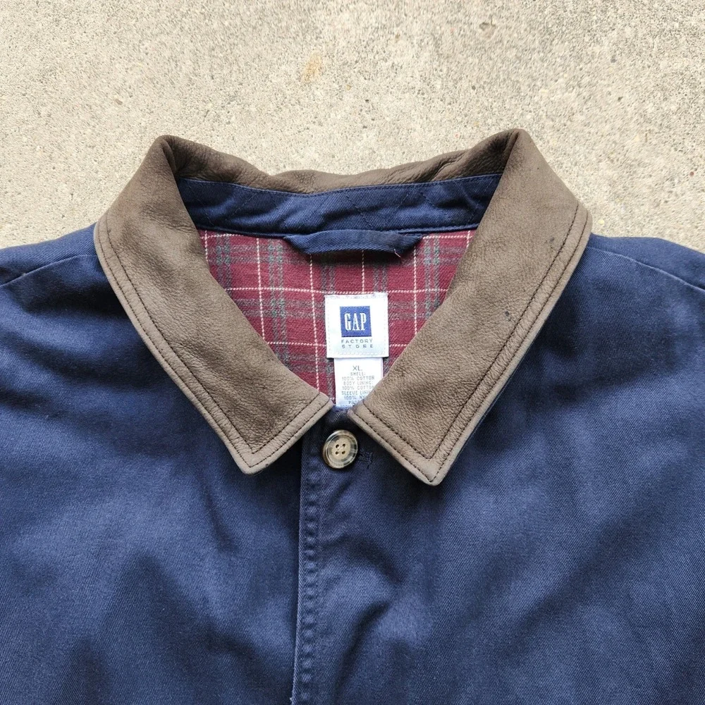 Vintage GAP Chore Jacket Size XL Navy Blue Red Plaid Flannel Lining 90s